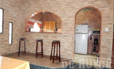Casa en Venta en Ingeniero Allan