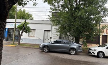 Edificio Comercial en Centro De Lujan