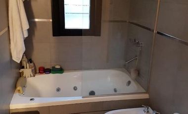 Casa 4 ambientes en venta en Quilmes