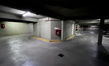 Cochera Doble en venta en General Paz Edificio Interlaken III