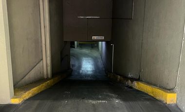 Cochera Doble en venta en General Paz Edificio Interlaken III
