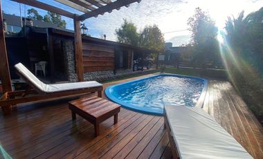 Cabaña Las Lomas Miramar con pileta