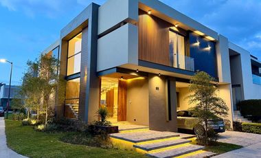 Casa en Venta,  La Toscana, Zapopan, Jal.