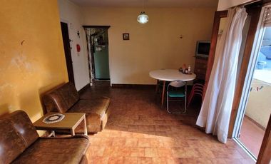 Departamento 2 amb c/cochera a metros de Av. San Bernardo-