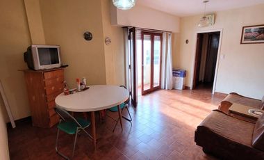 Departamento 2 amb c/cochera a metros de Av. San Bernardo-
