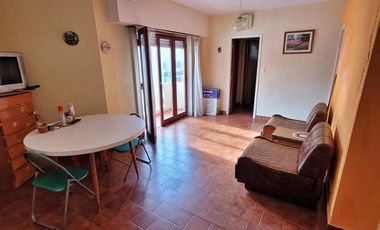 Departamento 2 amb c/cochera a metros de Av. San Bernardo-