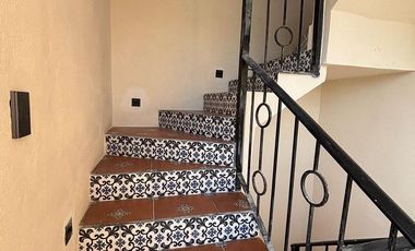 Departamento Planta Alta en venta en club de Golf Zirándaro