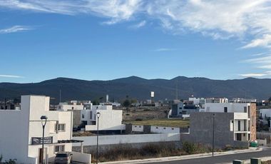 Departamento Planta Alta en venta en club de Golf Zirándaro