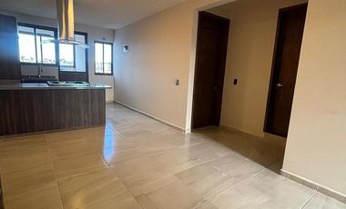 Departamento Planta Alta en venta en club de Golf Zirándaro