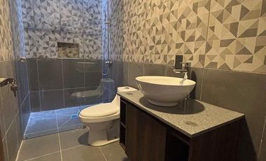 Departamento Planta Alta en venta en club de Golf Zirándaro