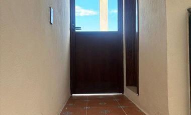 Departamento Planta Alta en venta en club de Golf Zirándaro