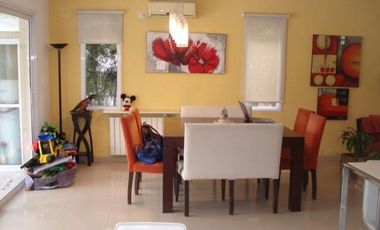 Casa en Venta Cond en Altos de Hudson I