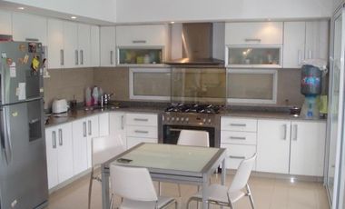 Casa en Venta Cond en Altos de Hudson I