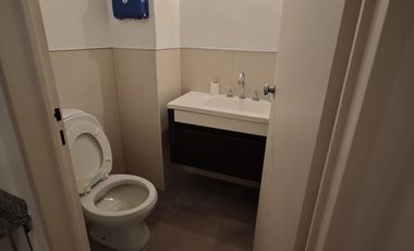 Excelente Oficina en La Horqueta con ágil salida a Panamericana