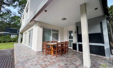 Casa en  Venta en Villa Robles