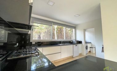 Casa en  Venta en Villa Robles