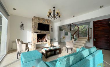 Casa en  Venta en Villa Robles
