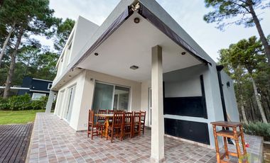 Casa en  Venta en Villa Robles