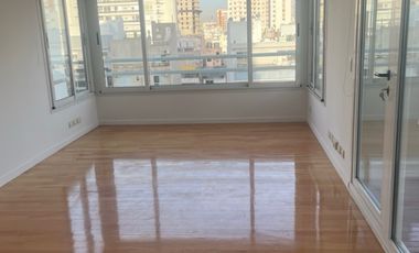 Piso Alto - Divino 3 Ambientes - Balcon Aterrzado - Cochera - Los mejores Amenities - Seguridad 24hs