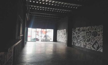 LOCAL COMERCIAL EN RENTA EN PB JARDINES DE LA HACIENDA