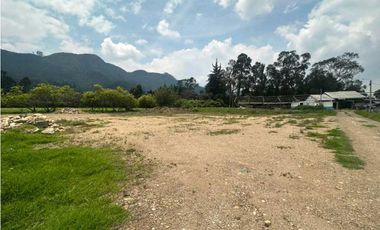 ARRIENDO LOTE 2.500 MT2 VIA SIBERIA TENJO.