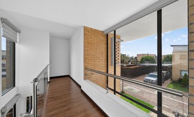 Linda Casa en venta Cajicá Condominio Residencial baco