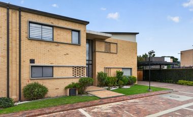 Linda Casa en venta Cajicá Condominio Residencial baco