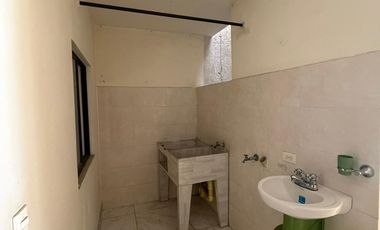 CASA CON TERRAZA EN VENTA AL NORTE DE CALI - BARRIO EL TRÉBOL