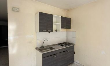 CASA CON TERRAZA EN VENTA AL NORTE DE CALI - BARRIO EL TRÉBOL