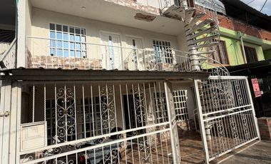 CASA CON TERRAZA EN VENTA AL NORTE DE CALI - BARRIO EL TRÉBOL