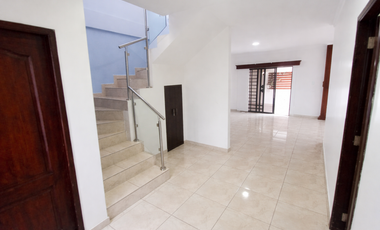 ALQUILER CASA CONDADO VICOLINCI VIA LA AURORA (VICSZO)
