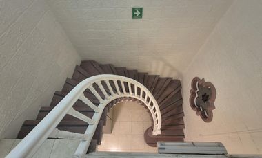 Excepcional Casa Habitación Adaptada para Oficinas en Venta