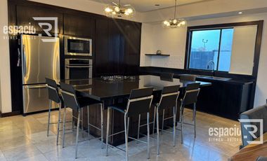 CASA EN VENTA EN CERRADA DE SIENNA CERCA DE LA CIUDAD INFANTIL