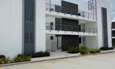 Departamento en Rancho Santa Mónica