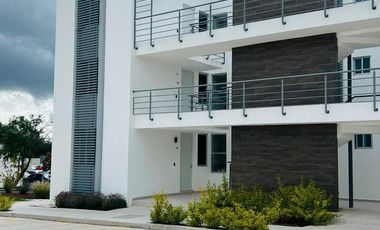 Departamento en Rancho Santa Mónica