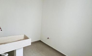 Departamento en Rancho Santa Mónica