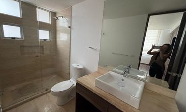 DEPARTAMENTO EN RENTA EN BOSQUE REAL