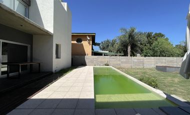 Casa en Ibarlucea