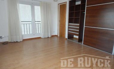 Semipiso en Venta en Quilmes Centro