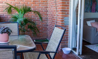 Departamento en venta. Frente a Plaza 25 de mayo