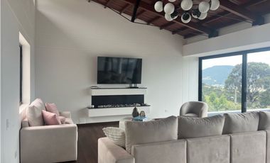 Preciosa casa yerbabuena