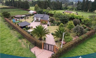 En Venta Hermosa Casa Campestre En Tenjo