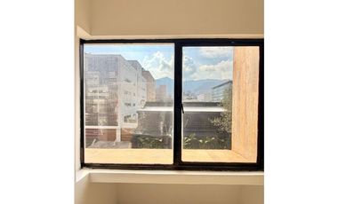 ARRIENDO OFICINA - ChicóNorte, 1 baño, 98mts, 4.8M + Admin