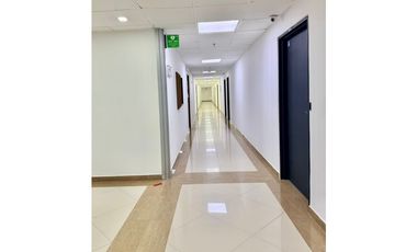 ARRIENDO OFICINA - ChicóNorte, 1 baño, 98mts, 4.8M + Admin