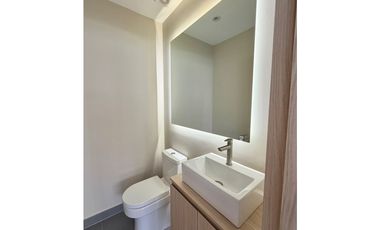 ARRIENDO OFICINA - ChicóNorte, 1 baño, 98mts, 4.8M + Admin