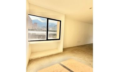 ARRIENDO OFICINA - ChicóNorte, 1 baño, 98mts, 4.8M + Admin