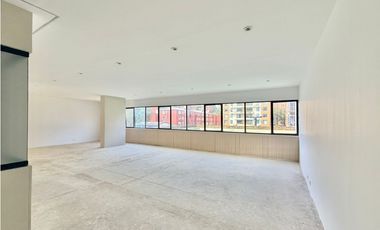 ARRIENDO OFICINA - ChicóNorte, 1 baño, 98mts, 4.8M + Admin