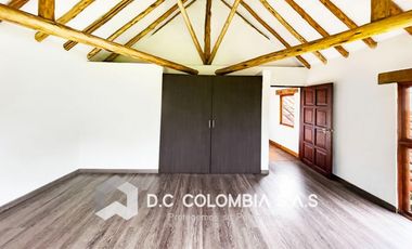 CASA CAMPESTRE EN VENTA EN CAJIC