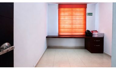 Casa remodelada de dos pisos en venta | Plaza Campestre - Palmira