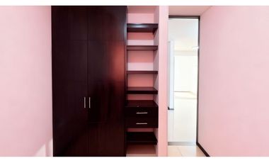 Casa remodelada de dos pisos en venta | Plaza Campestre - Palmira